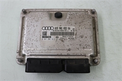 Resim 022906032KA 022906032GP 0261201812  AUDİ A3 MOTOR BEYNİ