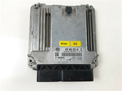 Resim 03H906023AF 03H907309E 0261S07065 VW TOUAREG MOTOR BEYNİ