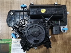 Resim 4M0827887D  VW AUDI SKODA BAGAJ KALDIRMA MOTORU